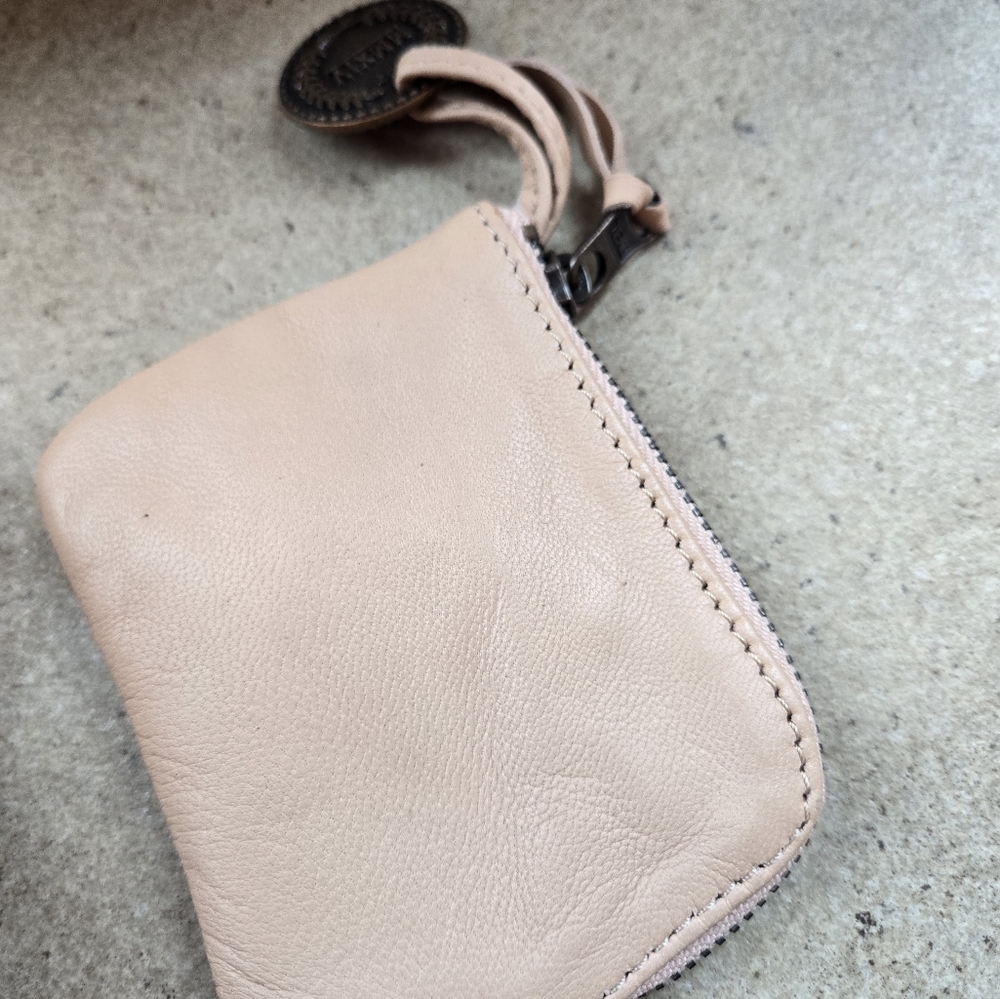 Wander Les Essentiels Blush Leather Wallet - Picture 6 of 13
